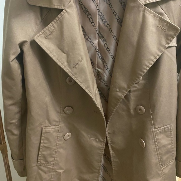 Jacket - Picture 3 of 3